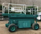 JLG 33RTS Rough Terrain Scissor Lift